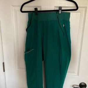 Infinity scrub pants Hunter Green